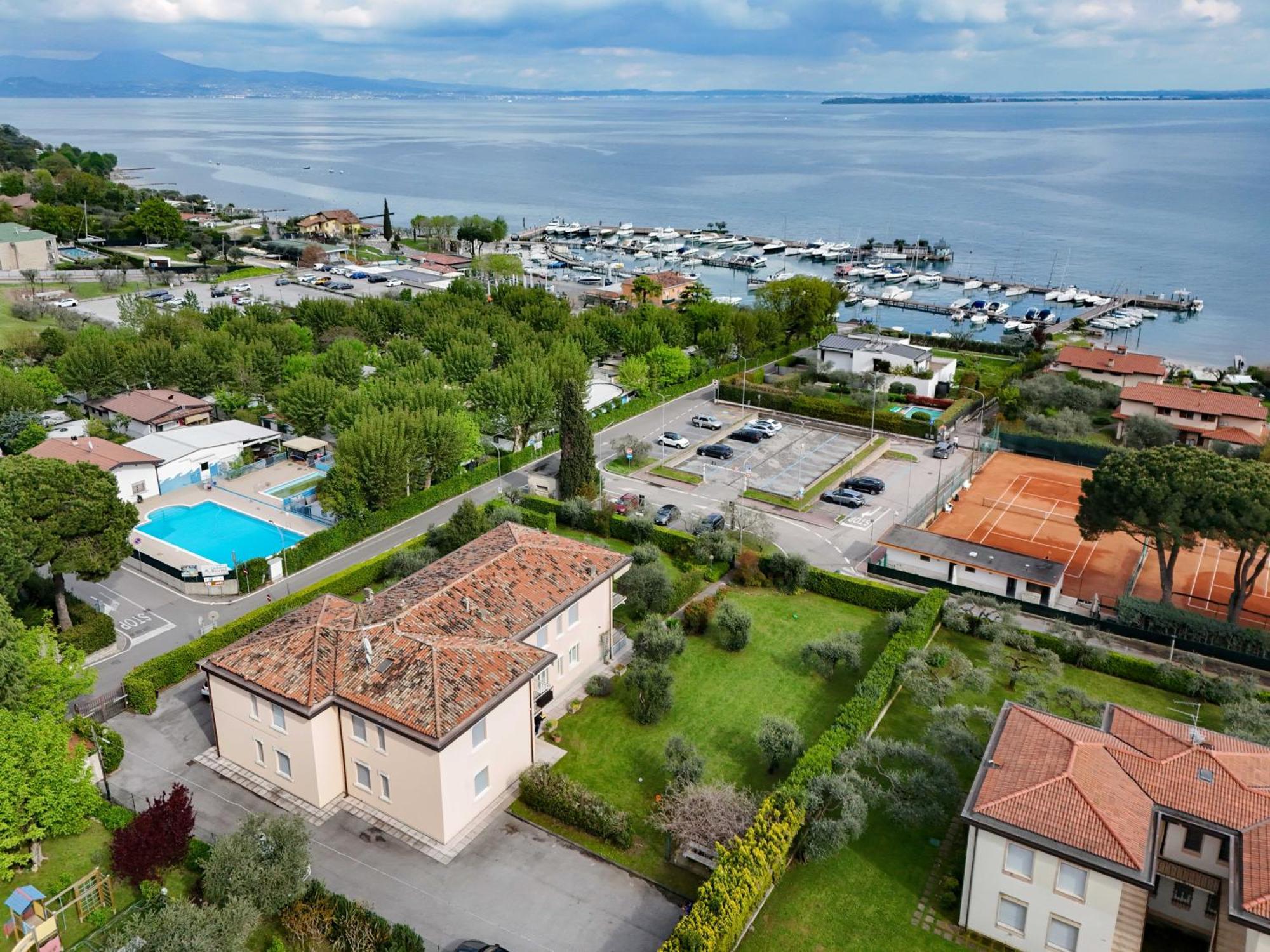 Appartamento Martina Moniga del Garda Экстерьер фото